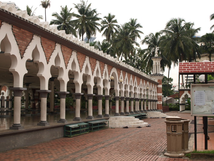 PC050063