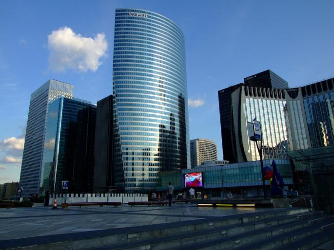 Paris-Defense