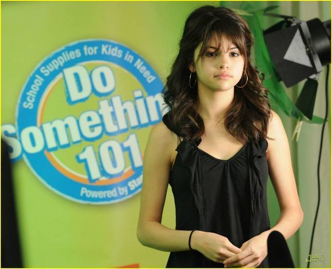 SXTYXLIAIFBXQLXCEVB - Vedete Americane