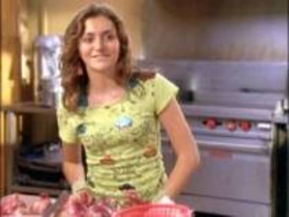 DGUHVTRYEQFAHWVYIMT - Alyson Stoner