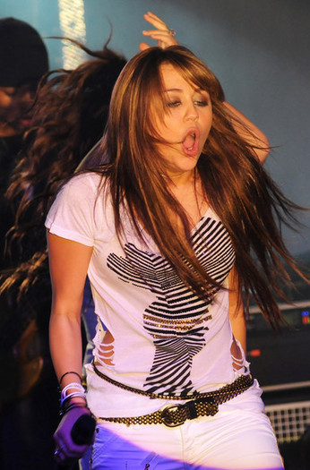 26 - Miley cyrus