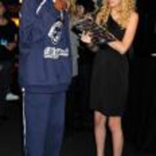 Taylor_Swift_1230494229_1