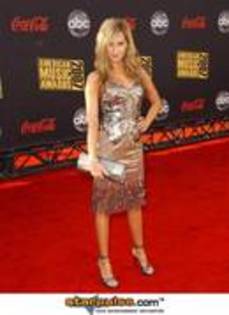 LWEHTCRSZMHJFZHMIOM - ASHLEY TISDALE -MUSIC AWARDS 2007