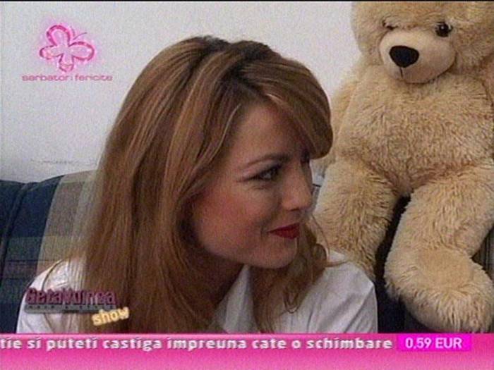 ZYSZAFHMTGUUJRJSSNY - Elena Gheorghe