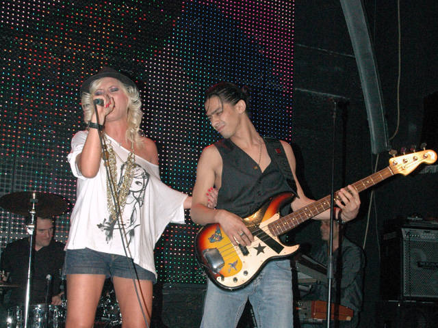 delia-tandreturi-cu-baiatul-lui-ionescu0