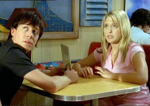 FQIWYUOJEADLUQBVIFH - H2o