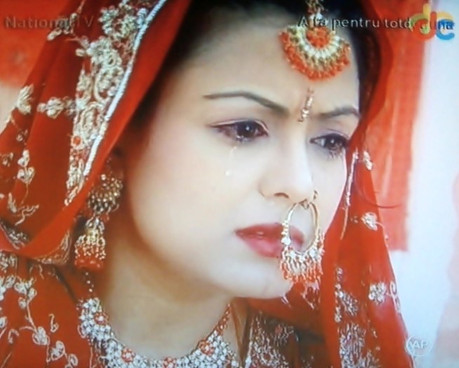 captura bindya mireasa7