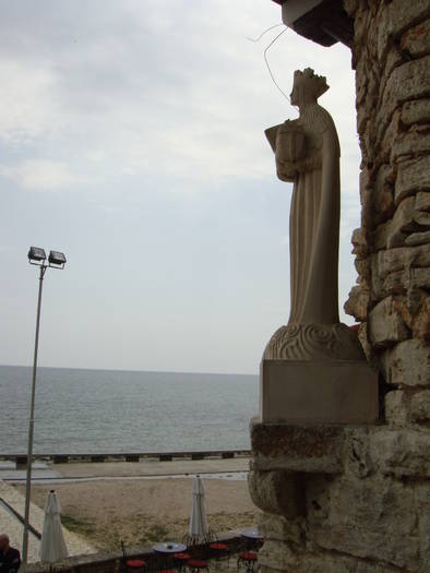 109