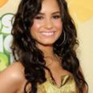 Demi-Lovato-1238859962[1] - DEMI LOVATO