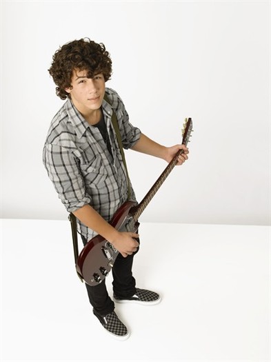 Nick-Jonas - In ce poza arata nick mai bine