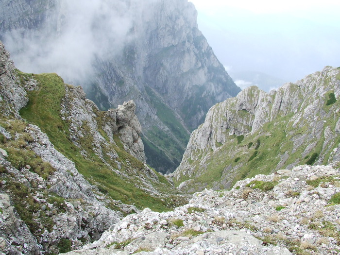 2009_08190514 - Poze din diferite locuri din Romania