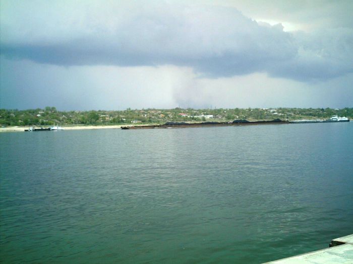 BARJA PE BORCEA