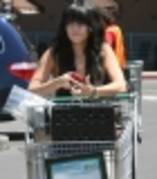 thumb_005 - vanessa hudgens At Ralphs super market