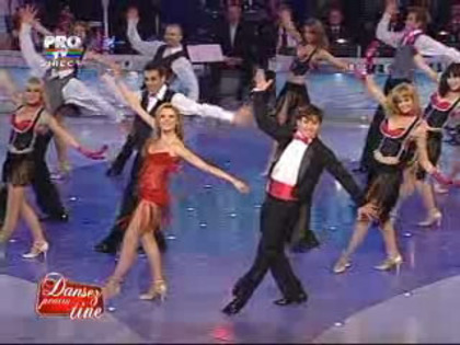 Elena--Cornel-musical-320-2
