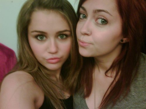 Miley and Brandi - Miley Cyrus rare pictures