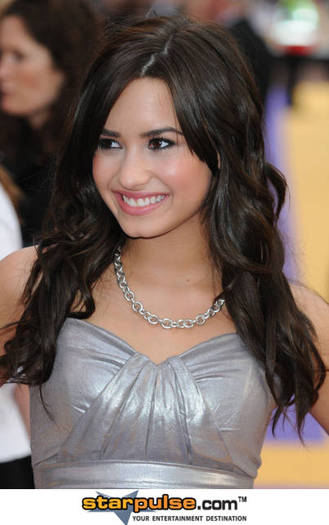 Demi%20Lovato-SPX-029321 - Album pentru Rozzy