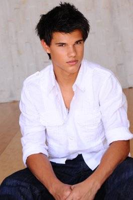 taylor-lautner-pic