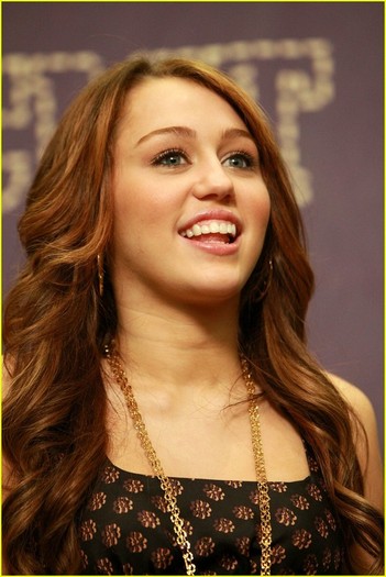 0 (408) - 00toate pozele mel cu miley cyrus00
