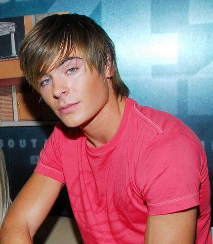 Zac Efron (2) - Pt Miley Vanessa Ashley Demi Selena