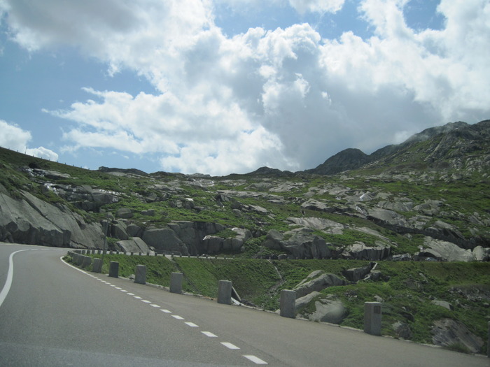 IMG_1067 - Calatorind prin GRIMSELPASS-cota 2165