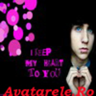 twww.pozeemo.ro__1218201370_289143 - EMO