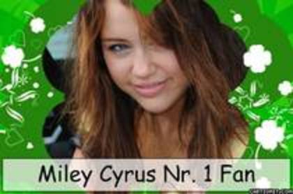 WGLGGUDWLHGWTOIOXYI - here are almost all my photos with Miley and Hannah