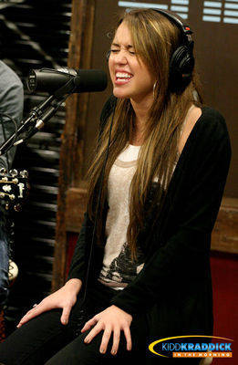 ZAFZZKONDZJVUHCDXHW - Miley 2009