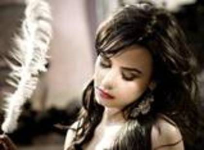 th_Demi_73 - Demi Lovato poze rare