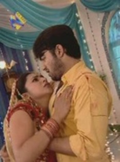 Divya impuscata - A ta pentru totdeauna-Amar and Divya Sagar and Vidya