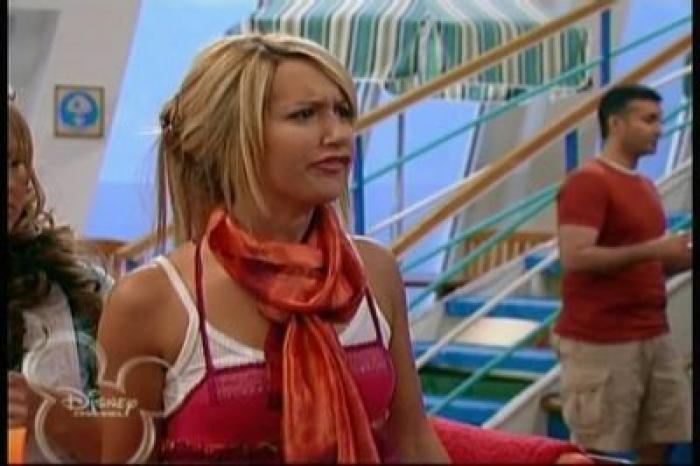 normal_208 - ashley tisdale