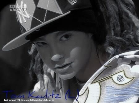 tom_kaulitz_1198951451fixed[1] - Tom Kaulitz