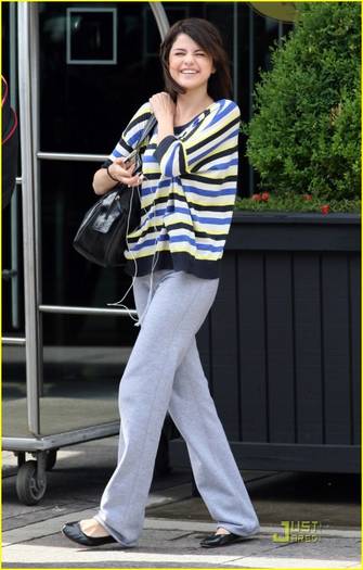 34y5yx0[1] - Selena Gomez is Stripe Silly