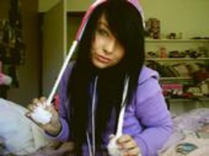 m_66a6e6216b4b443883746988b99c28c0 - brokelle bones