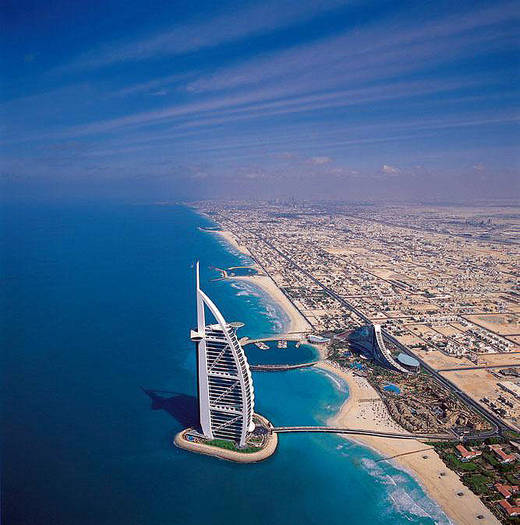 plaja_Dubai[1] - Hoteluri din Dubai si BURJ-AL-ARAB