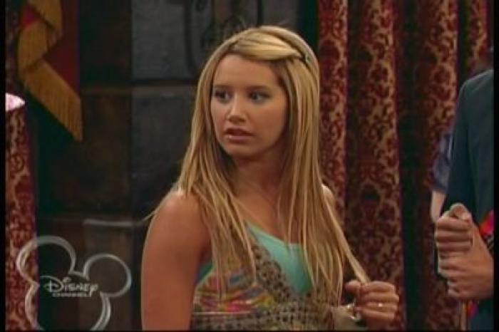 normal_104 - ashley tisdale