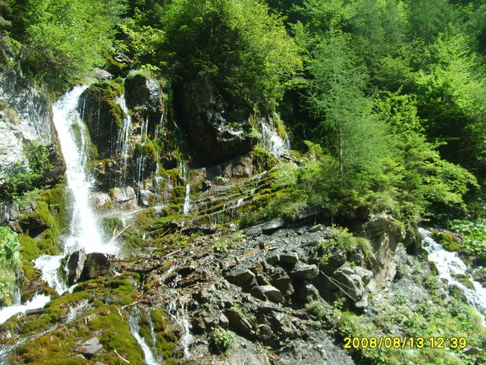 S5001155 - cascade din excursie