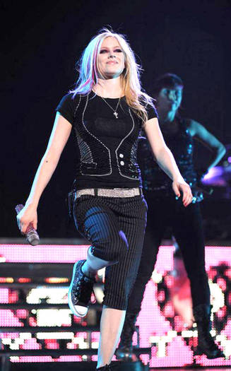 avril-lavigne-1410 - AVRIL LAVIGNE