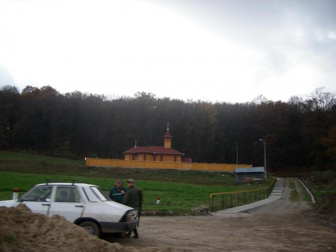 Valea Lunga-Biserica ortodoxa - Excursii 2008