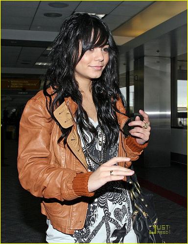 3223546304_3ee51837df - poze rare cu vanessa anne hudgens