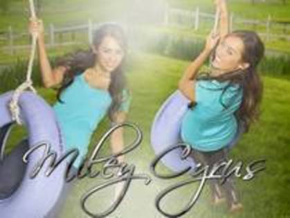 ZVVGVHYIKUJSCWMRJXU (146) - Miley si Hannah