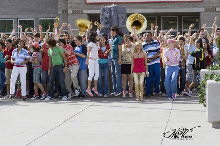 HIGHSCHOOLMUSICAL2_124 - Vedete Vavorite