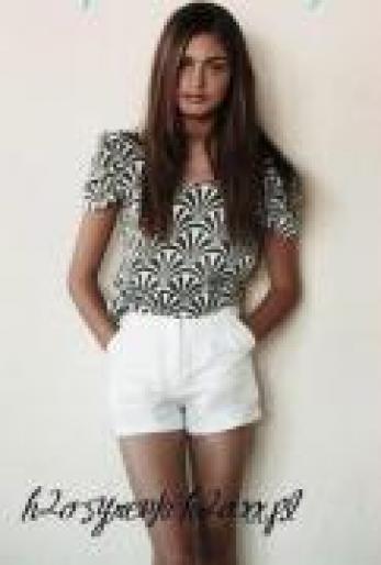 cleo - Phoebe Tonkin