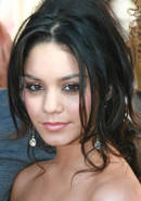 Vanessa%20Anne%20Hudgens-26[1] - Vanessa Hudgens