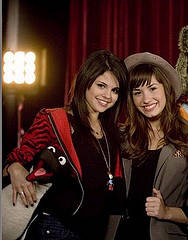 sele and demi 8 - demi and selena