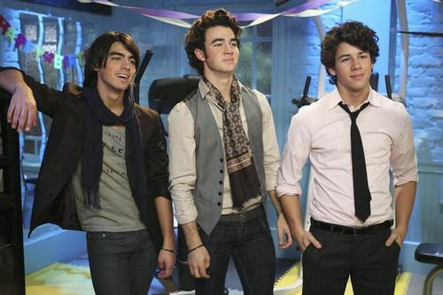 Joe,Kevin si Nick - Jonas