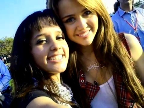 bscap0171 - Poze rare cu Hannah Montanah