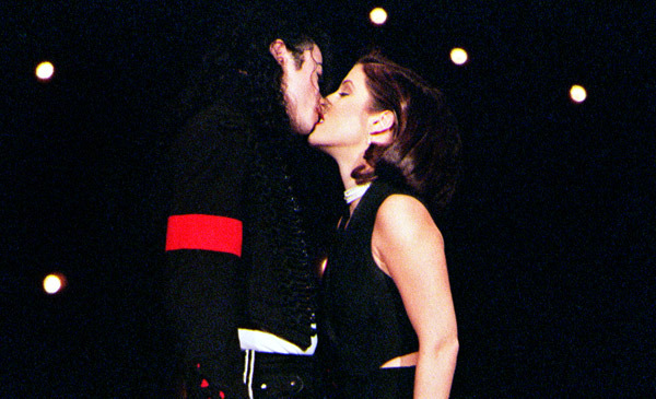 VMA1994-mj-lisa-kiss - michael jackson