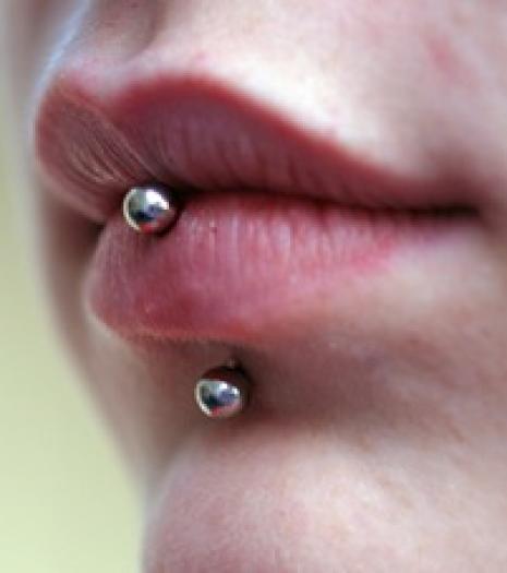 body-piercing_thumb[4] - CIUDAT