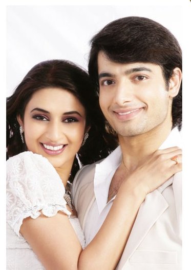 4562_86266411940_691471940_1746594_4773073_n - A TA PENTRU TOTDEAUNA-Divyanka Tripathi shi Sharad Malhotra-pictures