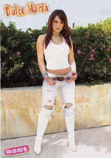IZHPJTUAUCWDDKTSYUV - Dulce Maria